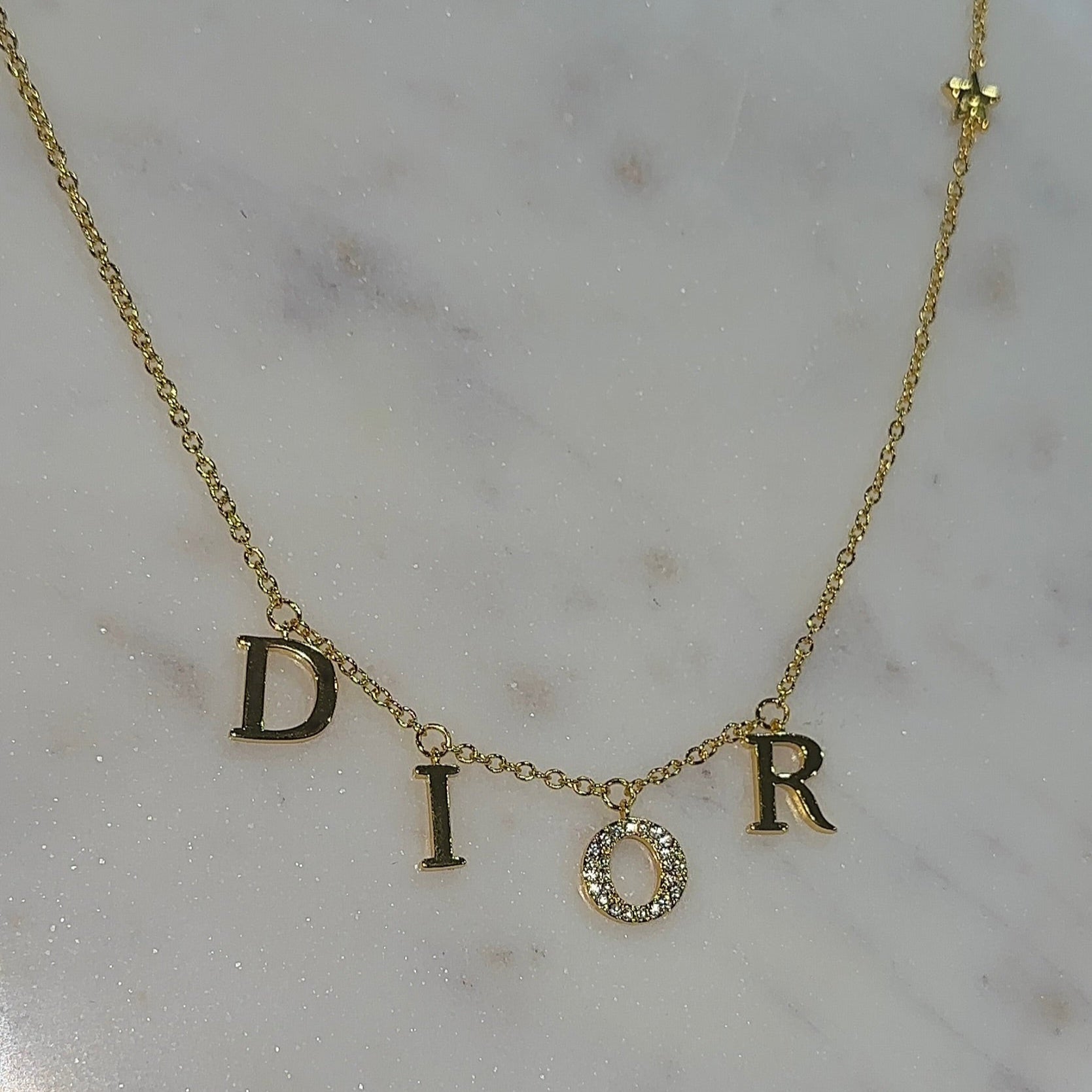 EXCLUSIVE | DR Necklace Gold