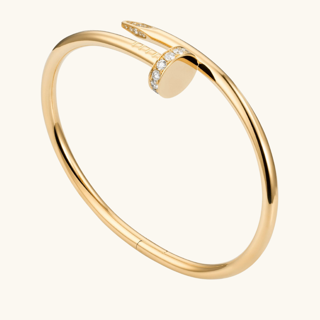 Elegance Nail Bracelet Gold