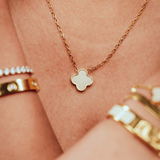 Beige Clover Kette