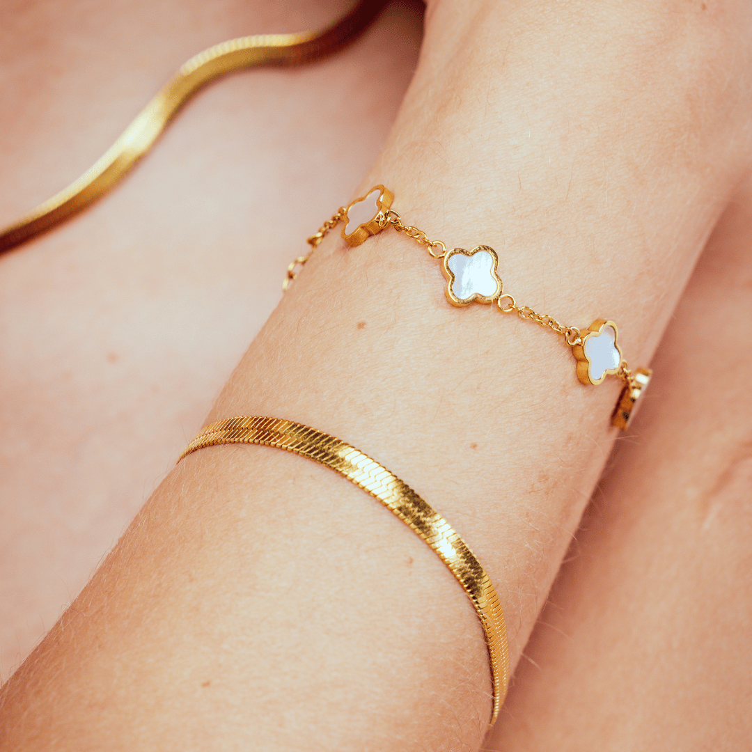 Mini White Clover Armband