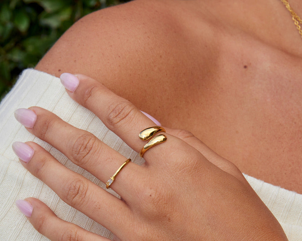 Raven Gold Wrap Ring