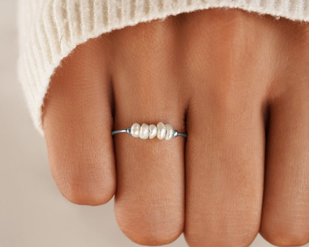 Classic Freshwater Pearl Silver Ring